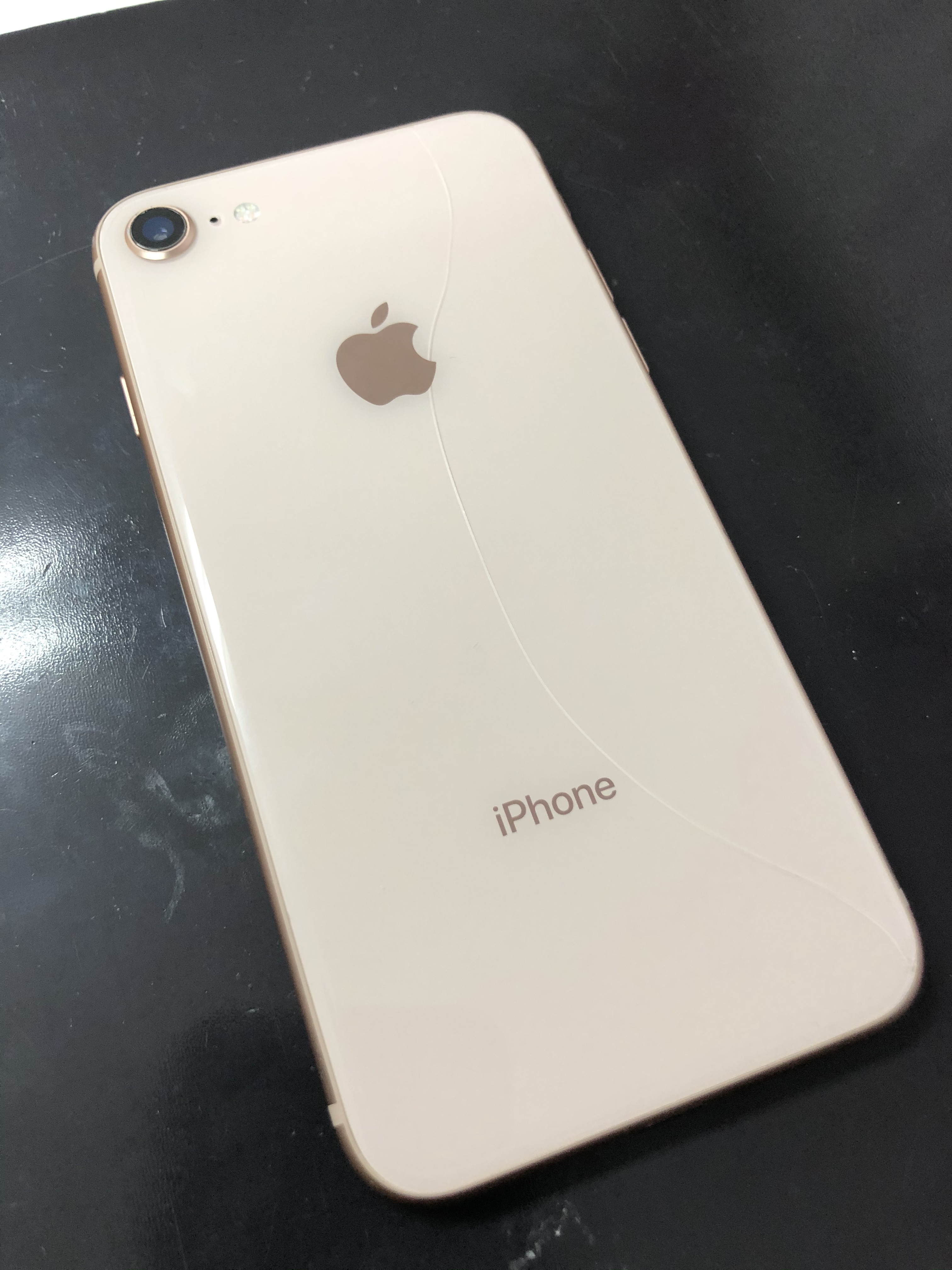 アイフォン8の背面ガラス交換修理 Iphone修理を札幌でお探しの方ならスマップル札幌大通店
